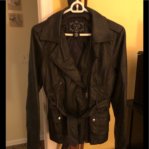 Like NEW Women’s Vegan Leather Zip-up Belted Coat - Picture 1 of 3
